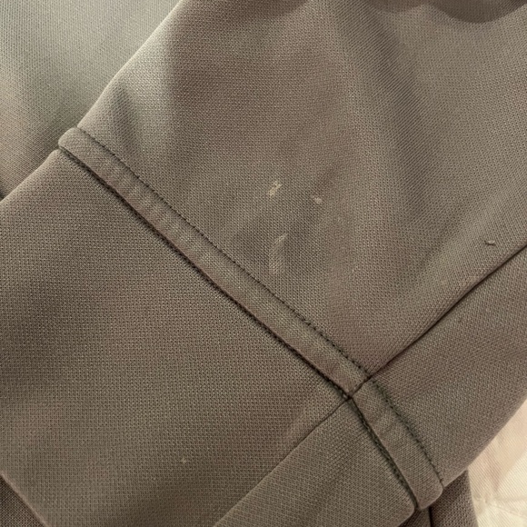 Patagonia Hoodie - Picture 3 of 4